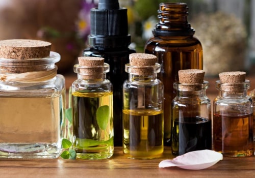 Essential Oils for Aromatherapy: Benefits, Types and Uses